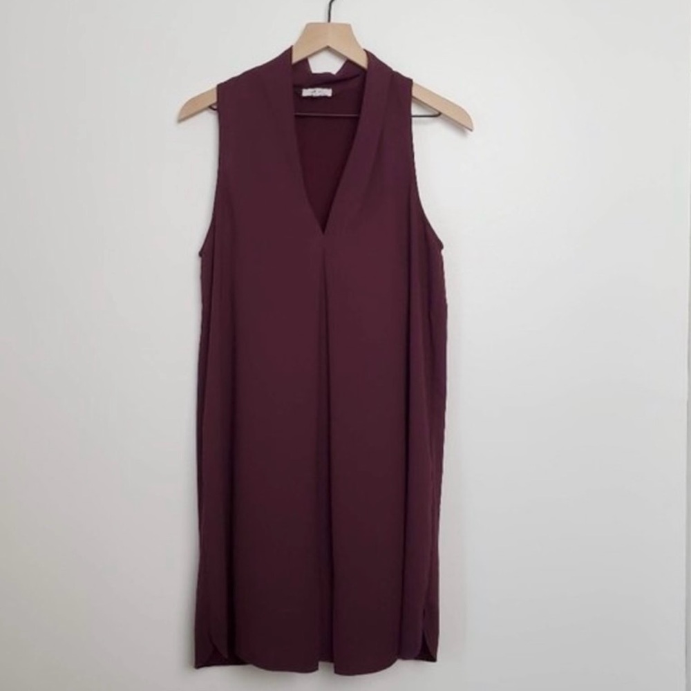 Aritzia Wilfred Shift Dress in Burgundy